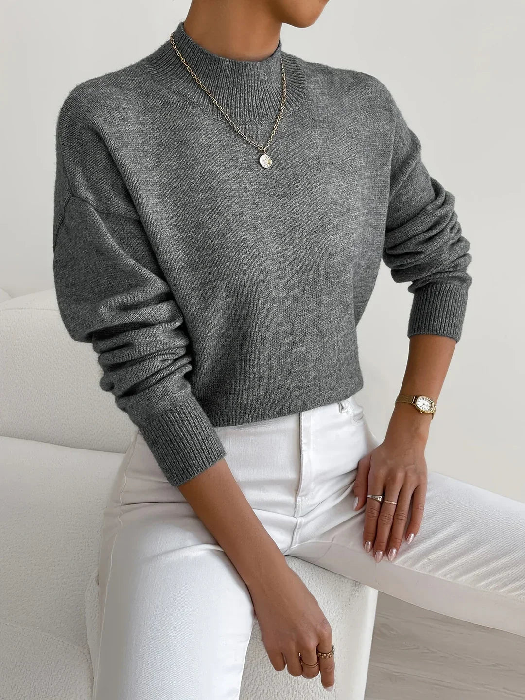 Selina | Classic Turtleneck