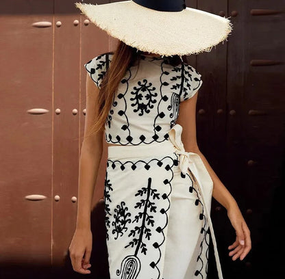 Top and skirt with an elegant print