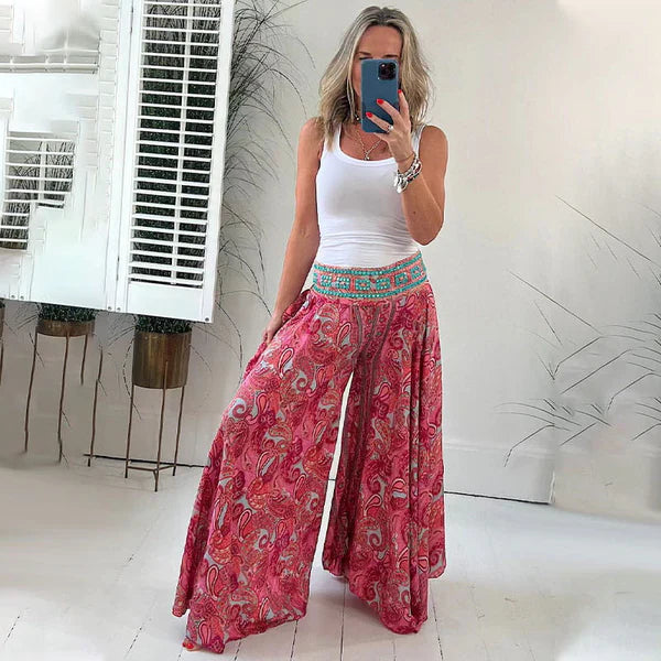 Capri – Flowing Pants with Elastic Waist and Bohemian Print