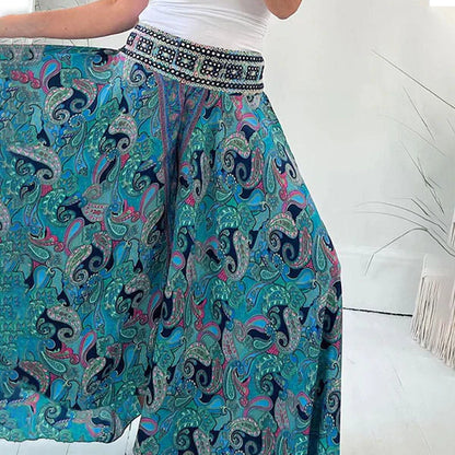 Capri – Flowing Pants with Elastic Waist and Bohemian Print